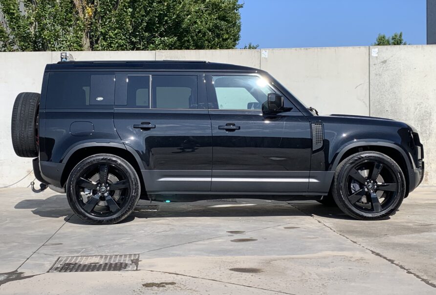 D200 D250 D300 PANO DEFENDER NEW BLACK 7 SEAT PANORAMISCH 2246