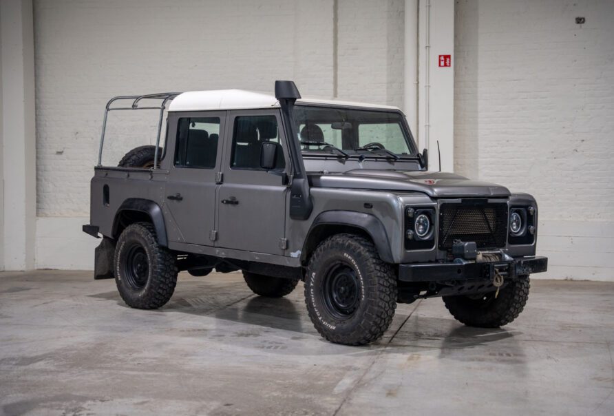 Defender Td4 - 110, 4-door crew cab / double-cab