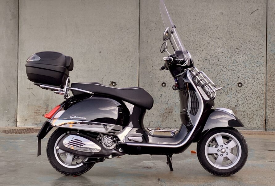 Piaggio Vespa GTS 300 ie Touring