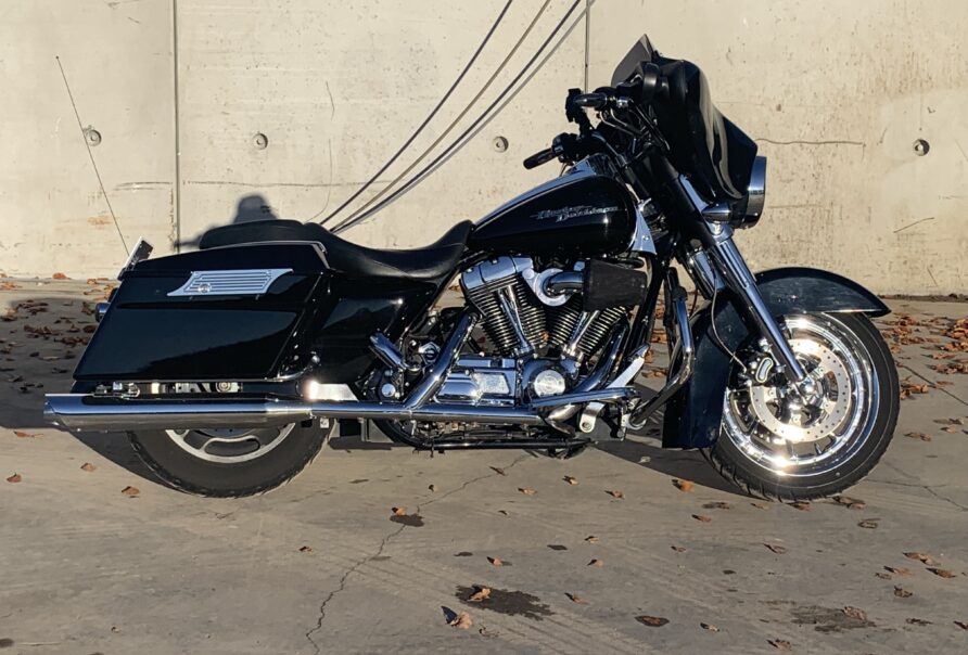 Waregemmotors waregem motors Harley davidson Streetglide Street Glide Vance Hines Stage123