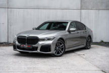 BMW 745e 06