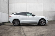 Jaguar F Pace 02