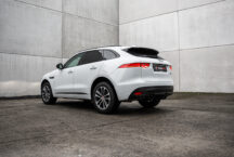 Jaguar F Pace 19