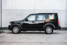 Land Rover Discovery Full Black 42