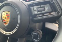 Porsche taycan 350 W 934 k Wh 476 PK sport electric06