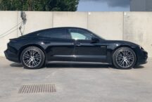 Porsche taycan 350 W 934 k Wh 476 PK sport electric28