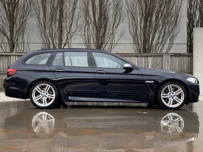 BMW M550d xDrive Touring FULL-Pano-comfort seat-headup-surround-driveassist