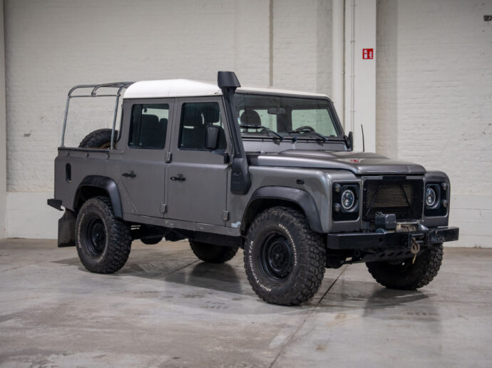 Defender Td4 - 110, 4-door crew cab / double-cab