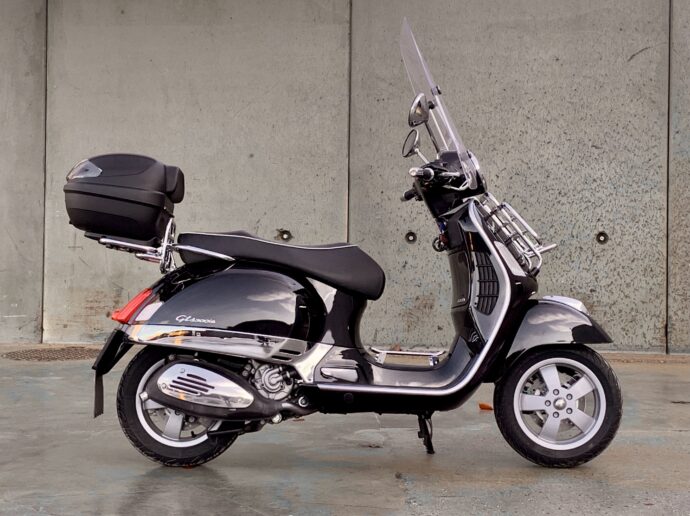 Piaggio Vespa GTS 300 ie Touring