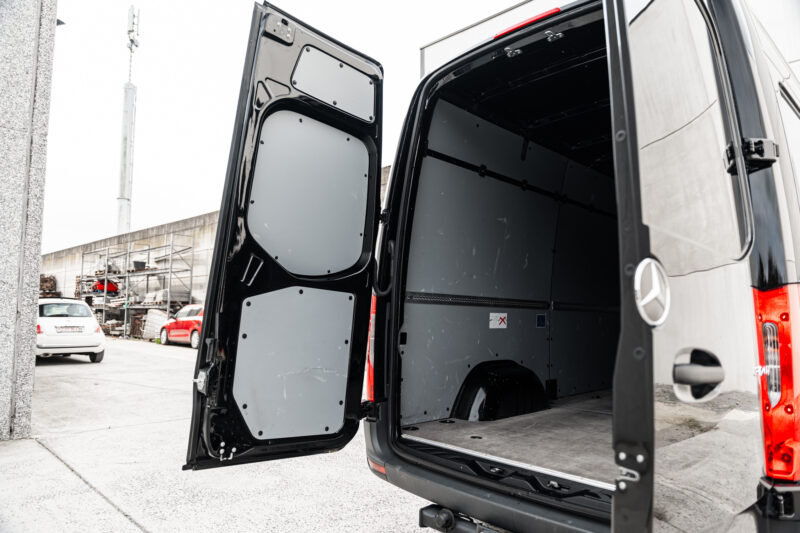 Mercedes Sprinter 317 CDI 18