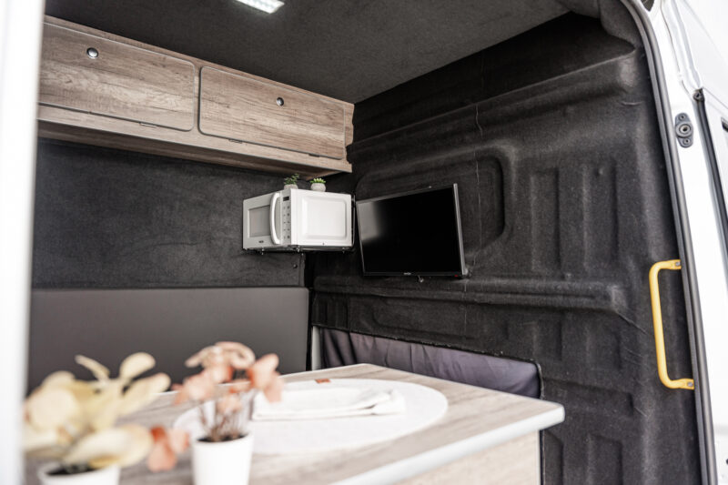 Volkswagen Crafter TDI Campervan 33