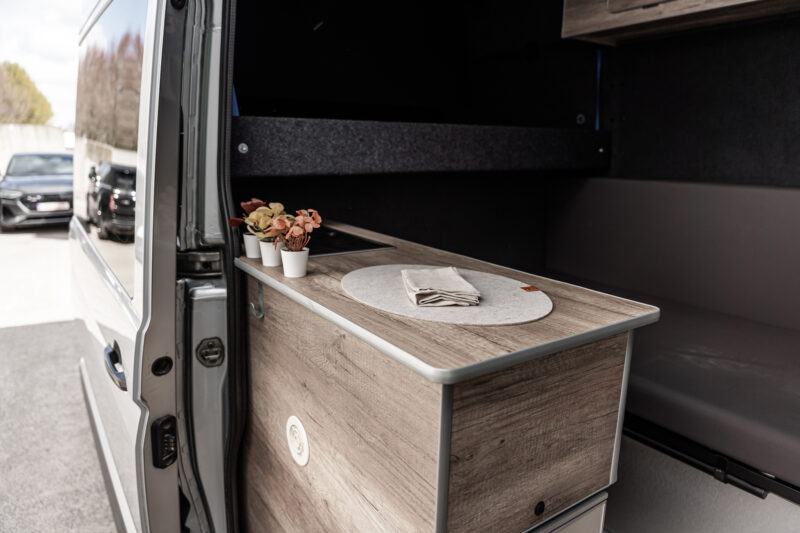 Volkswagen Crafter TDI Campervan 44